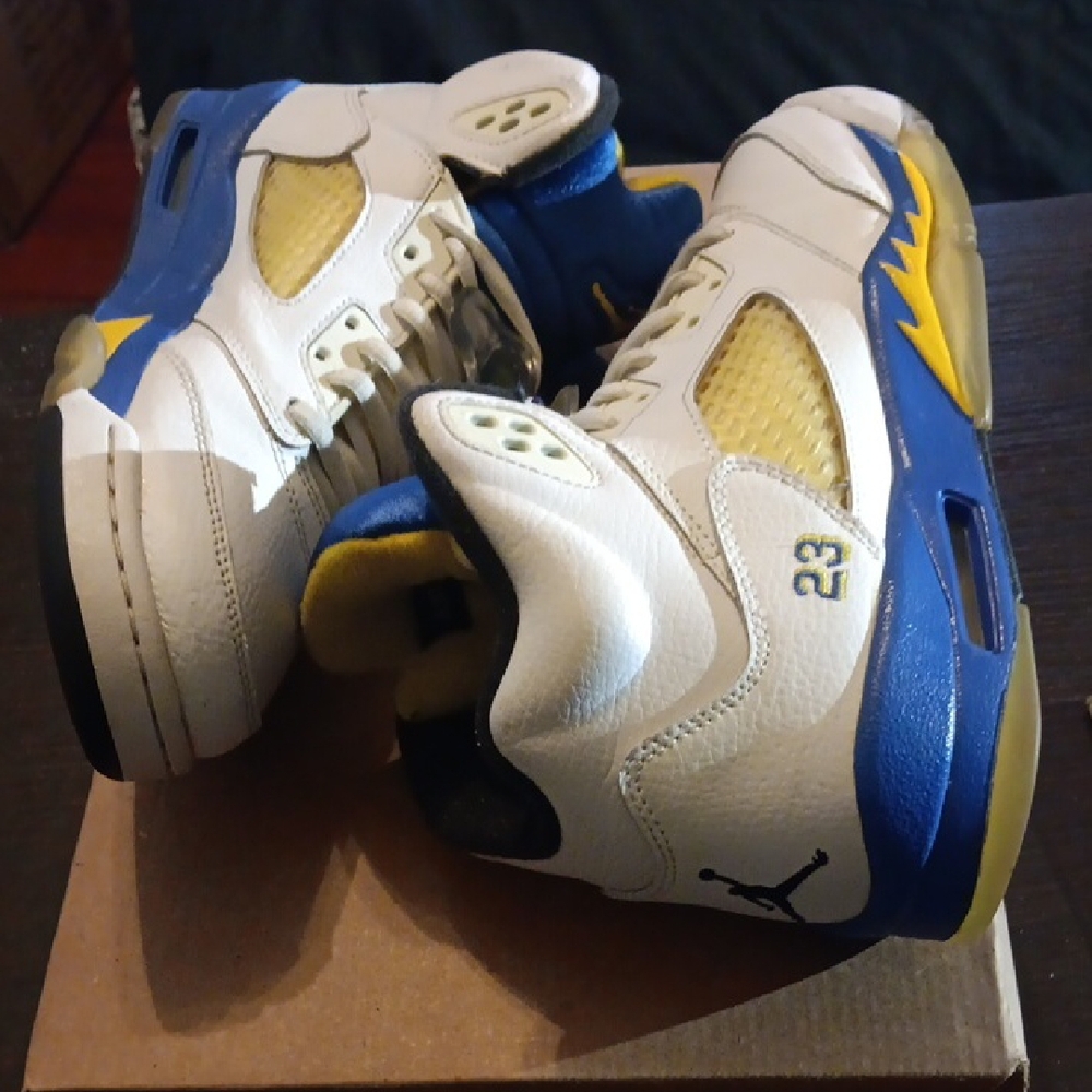 Jordan 5 Retro (GS) Rare OG "Laney" (2013) Mens 6Y Womens 7.5 EUC - Picture 8 of 9